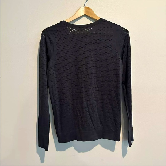 Lululemon breeze by top - Picture 3 of 5